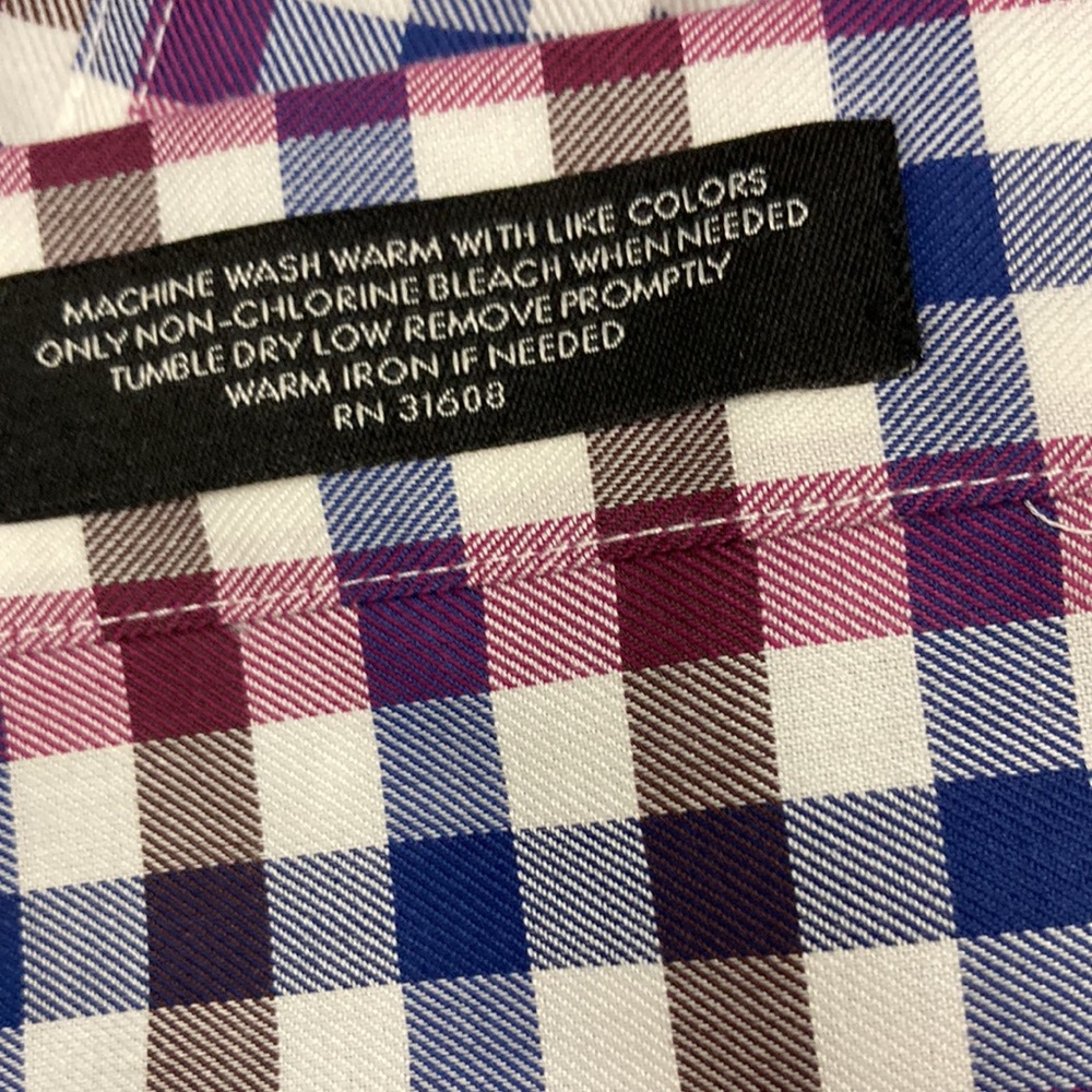 Button down collared shirt - Picture 5 of 6